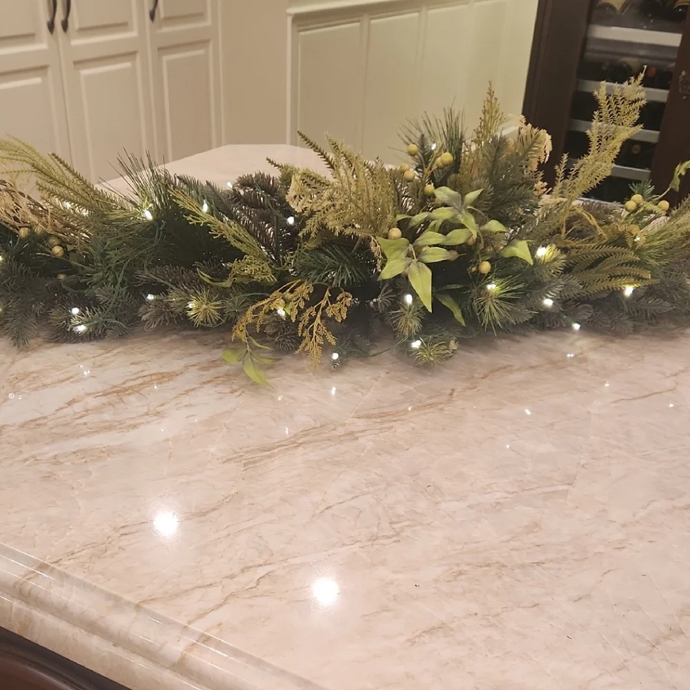 Elegant Green Christmas Holiday Garland pre lit Battery Operated